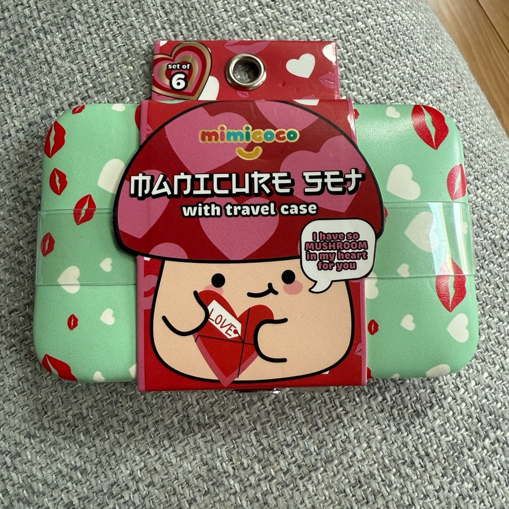 Mimico Manicure Set with Travel Case